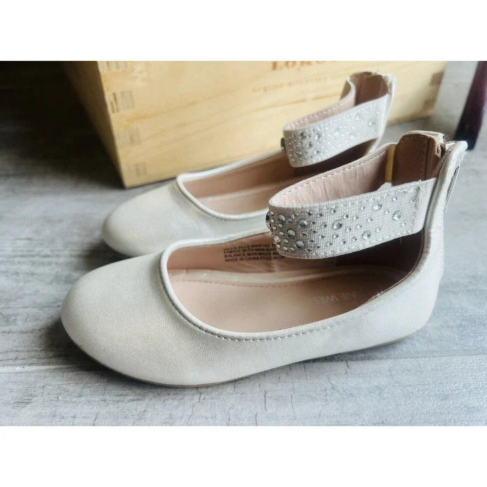 NINE WEST Toddler Girls LIL ELLE Ballet Flat White Metallic Peal Rhinestone 9